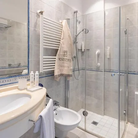 Hotell Novecento 3*