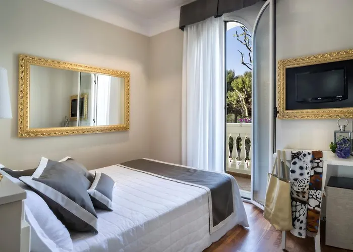 호텔 Novecento 리치오네